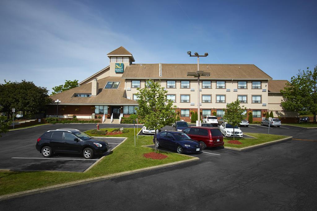ברלינגטון Quality Hotel מראה חיצוני תמונה