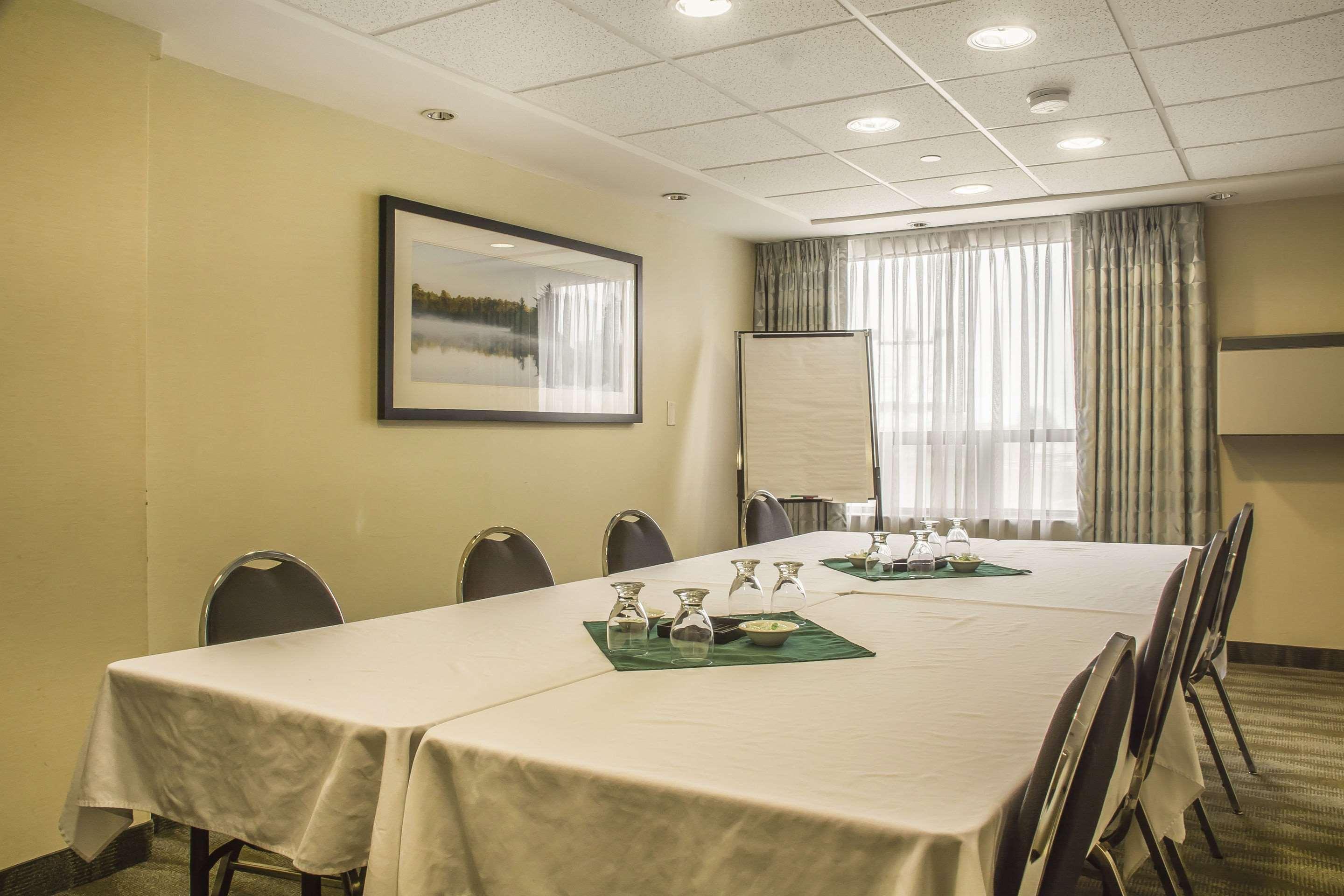 ברלינגטון Quality Hotel מראה חיצוני תמונה